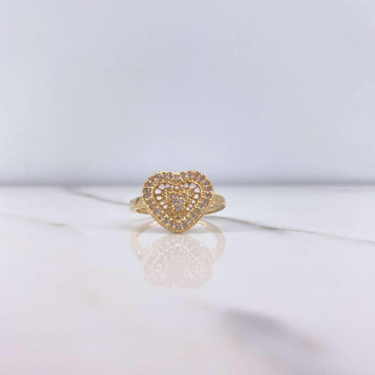 Heart Ring 2.5gr / Size 6 3/4 / White Zircons Yellow Gold &
