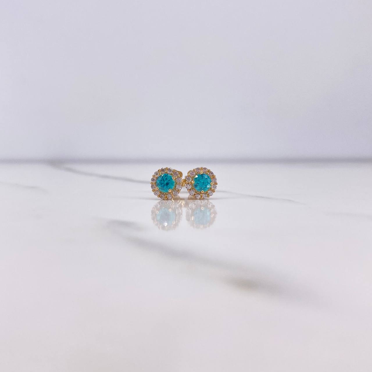 Stud Earrings Halo 1.65gr / White Blue Zircons Yellow Gold $