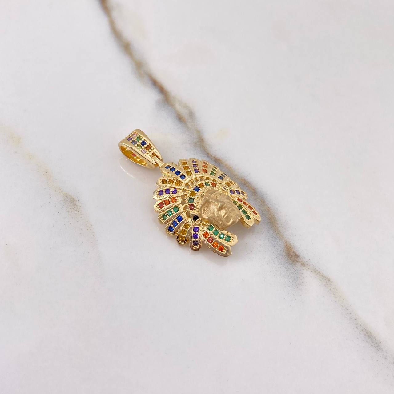 Pendant Indian 4.6gr / 3cm / Colored Zircons Yellow Gold $