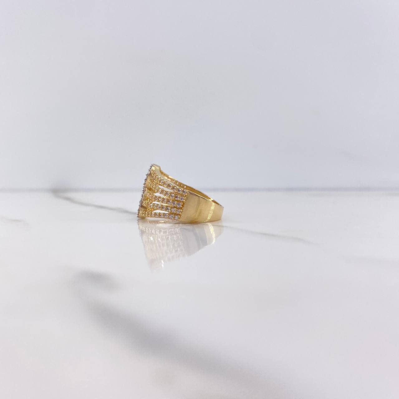 Infinity Ring 4.1gr / T6 / White Zircons Two Yellow and White Gold $