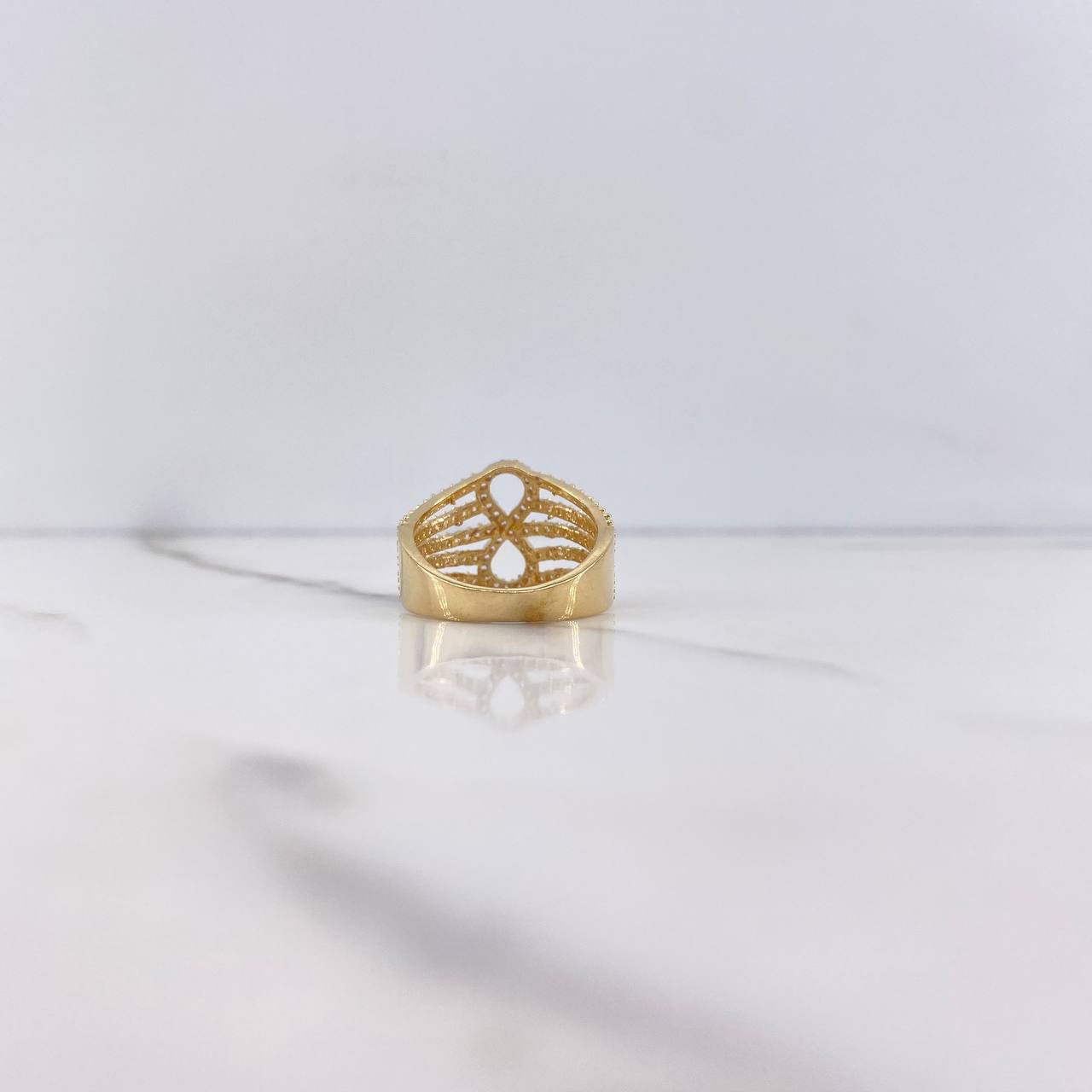 Infinity Ring 4.1gr / T6 / White Zircons Two Yellow and White Gold $
