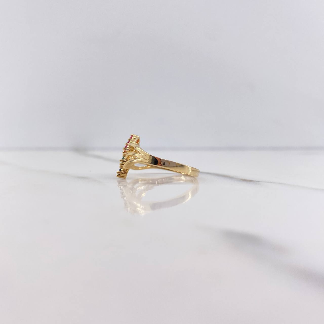 Three Line Ring 3.05gr / T6 1/2 / Blue Green Fuchsia Zircons Yellow Gold $