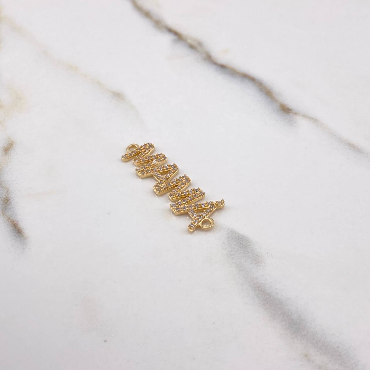 Charm Mom 2.15gr / 3.2cm / White Zircons Yellow Gold &