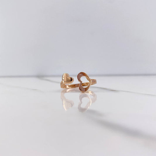 Heart Hug Ring 1.95gr / Size 6 1/2 / White Zircons Rose Gold &