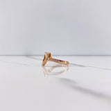 Heart Hug Ring 1.95gr / Size 6 1/2 / White Zircons Rose Gold &