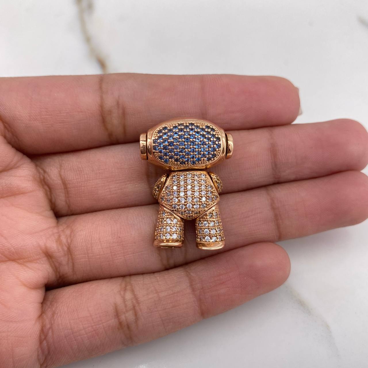 Dije Astronauta 9.65gr / 2.7cm / Circones Azules Blancos Oro Rosa &