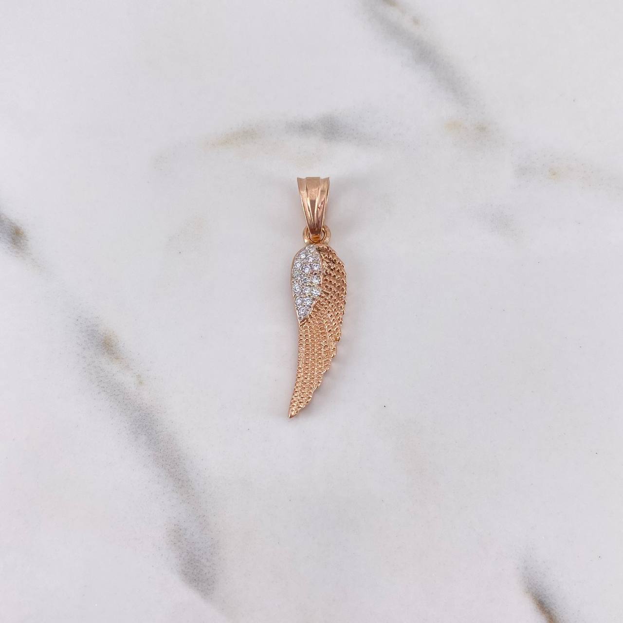 Pendant Wing 3.9gr / 3.4cm / White Zirconia Two-tone 18K White and Rose Gold $