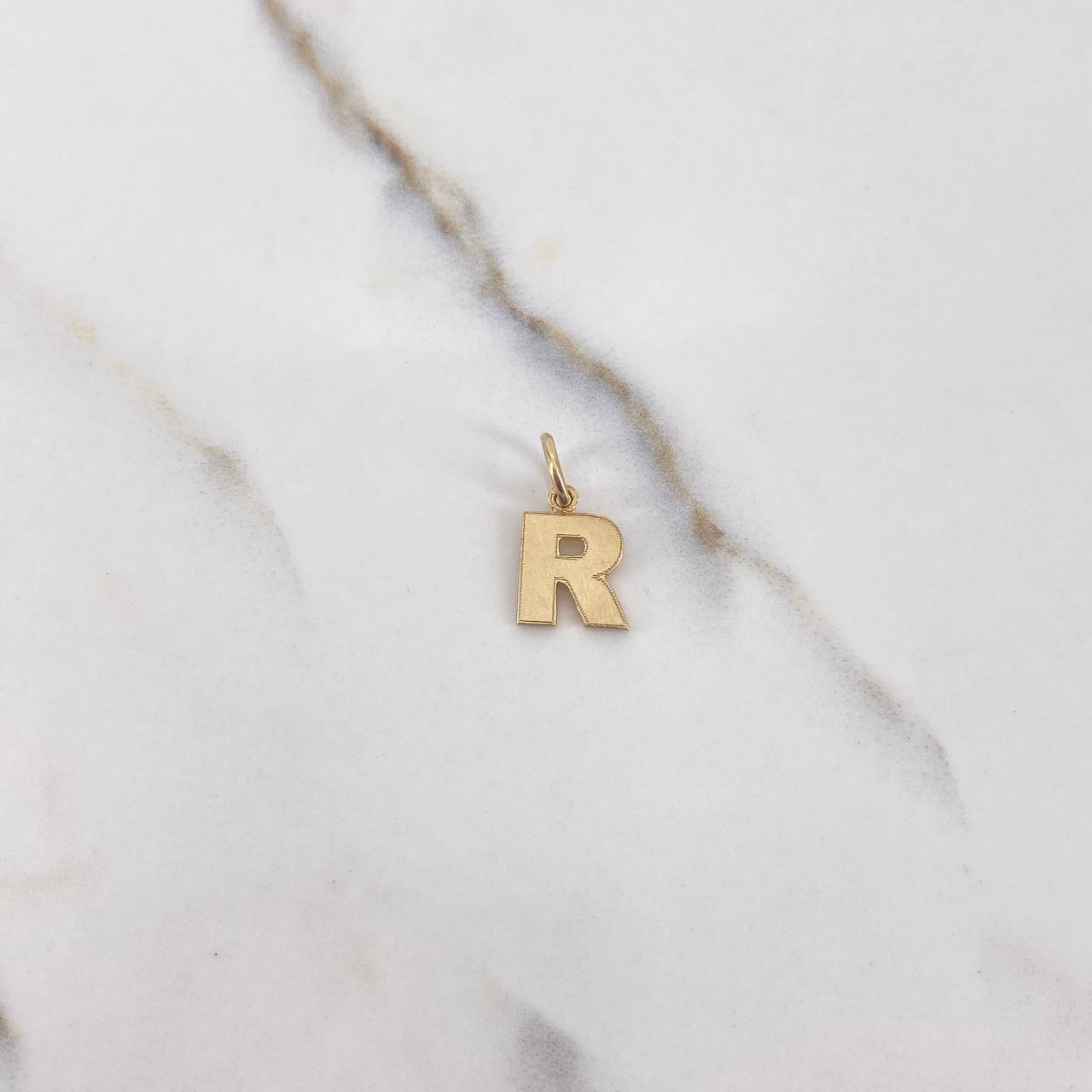 Pendant Letter R 1.35gr / Polished Yellow Gold $