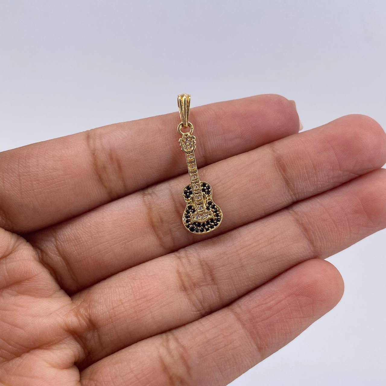 Pendant Guitar 1.25gr / 2.6cm / Black White Zircons Yellow Gold $