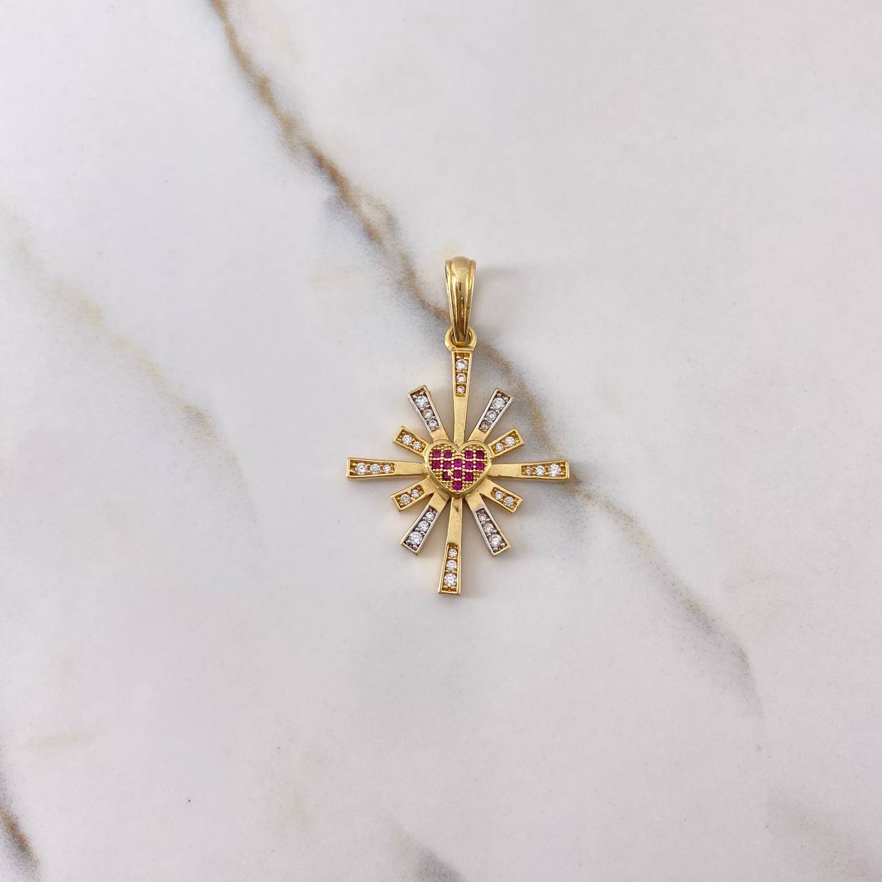 Pendant Heart Sparkles 4.3gr / 3.6cm / White Fuchsia Zircons Two Yellow White Gold $