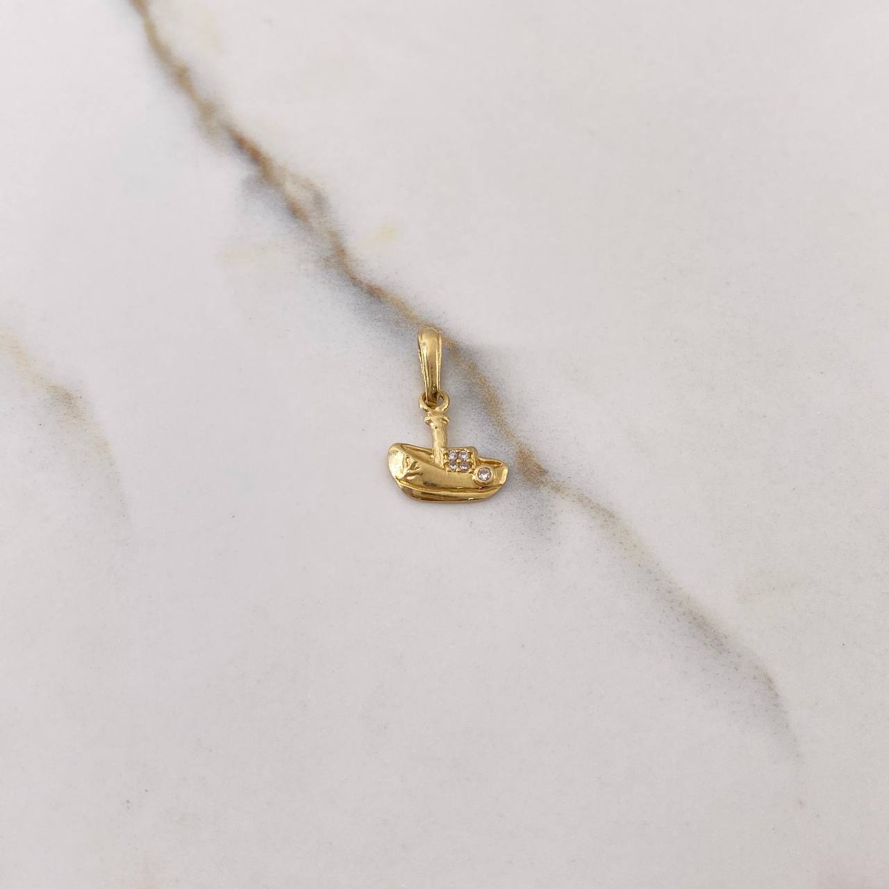 Pendant Boat 0.75gr / 1.5cm / White Zircons Yellow Gold $