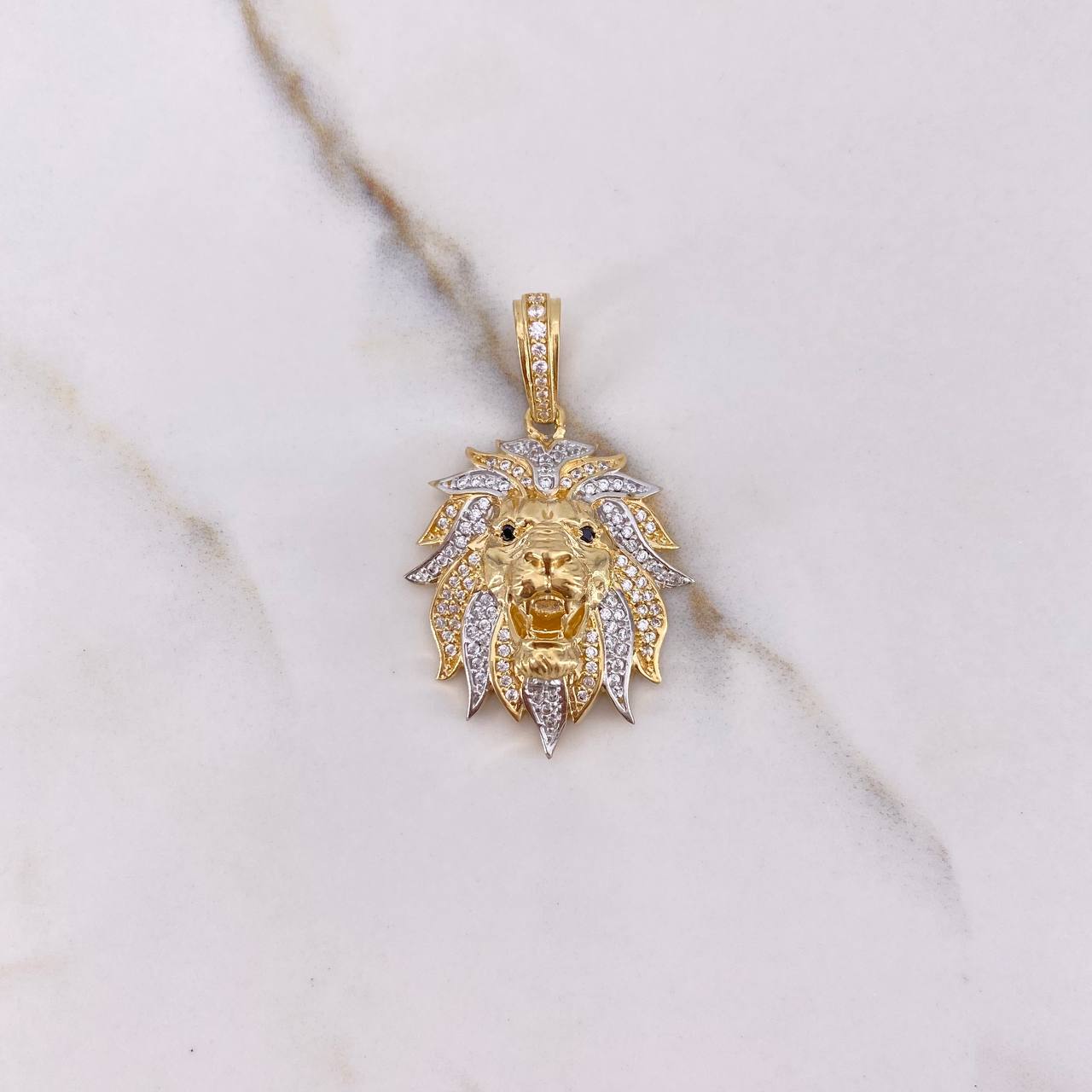 Pendant Lion 8gr / 3.8cm / Black and White Zircons Two Yellows Gold White &