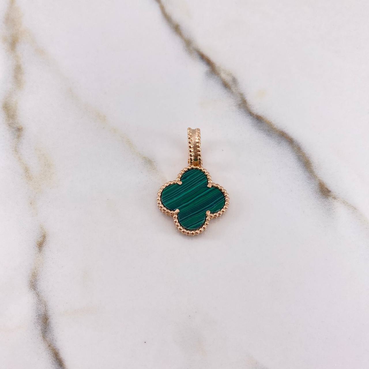 Pendant Clover  3.35gr / 2.6cm / Green Malachite Rose Gold &