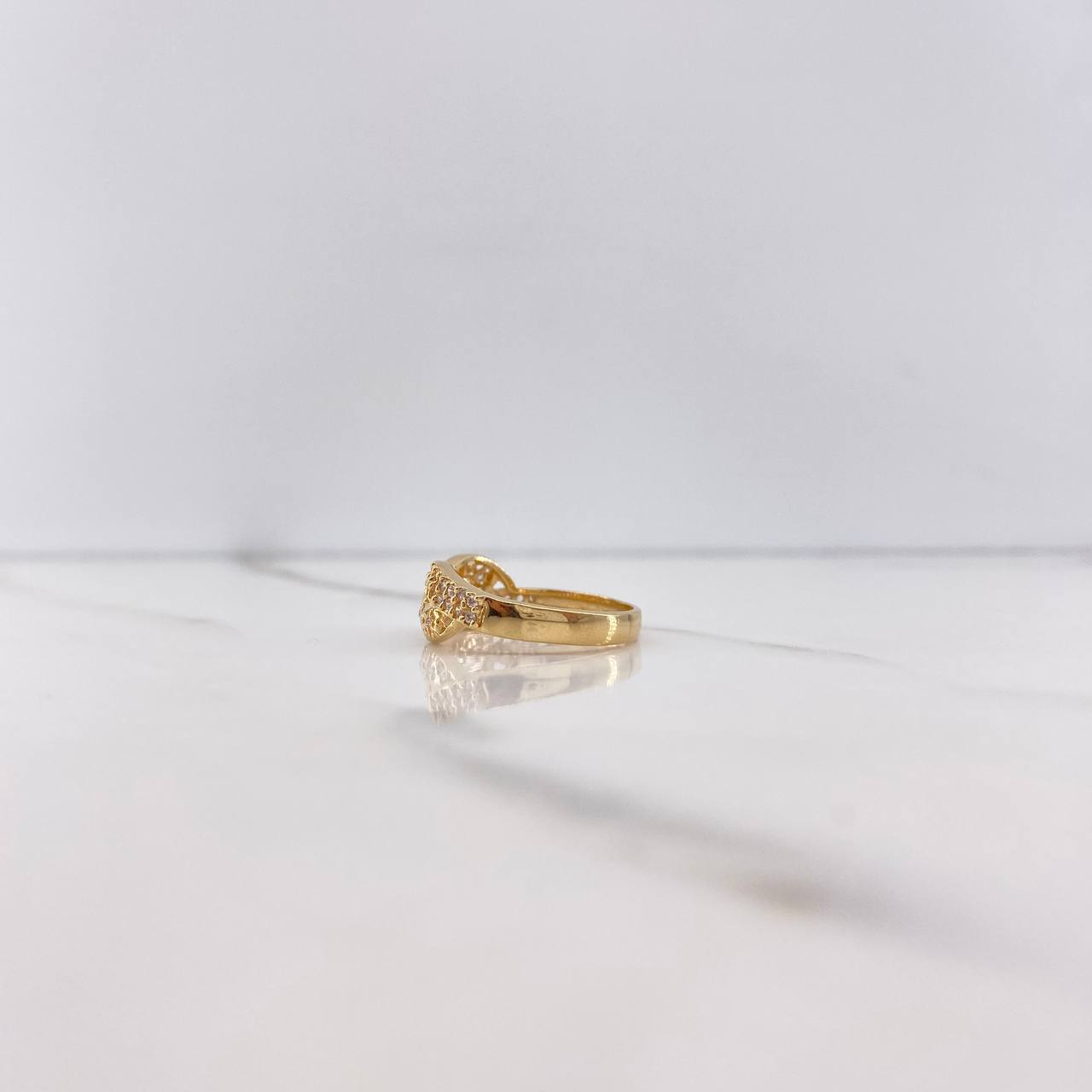 Infinity Ring 3gr / T6 3/4 / White Zircons Yellow Gold &