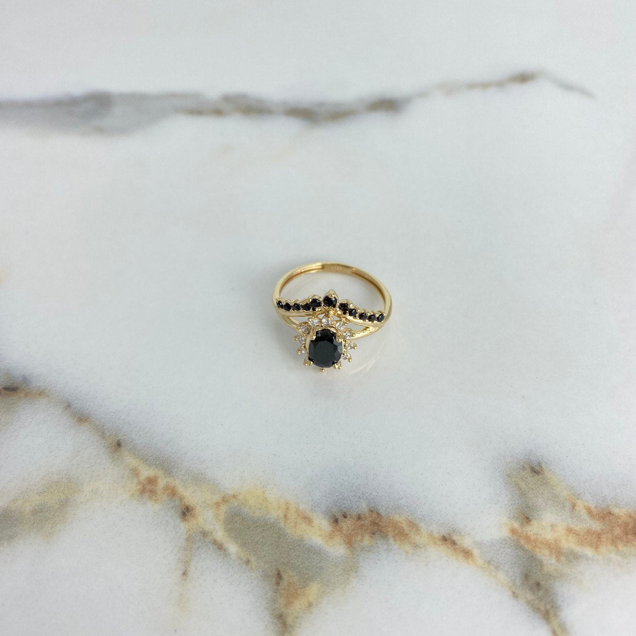 Dryad Flower Ring Crown 3.2gr / Size 6 3/4 / Black and White Zircons Yellow Gold &