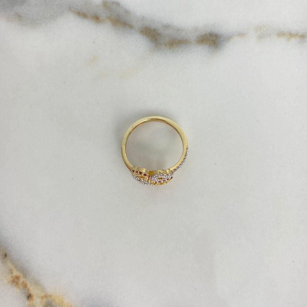 Four Hearts Ring 3.2gr / Size 6 3/4 / White Fuchsia Zircons Two Yellow White Golds &