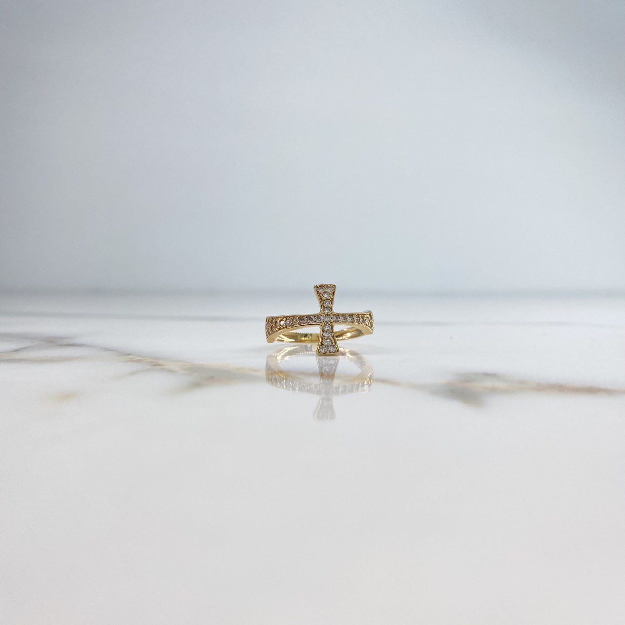 Cross Ring 2.5gr / T6 / White Zircons Yellow Gold &