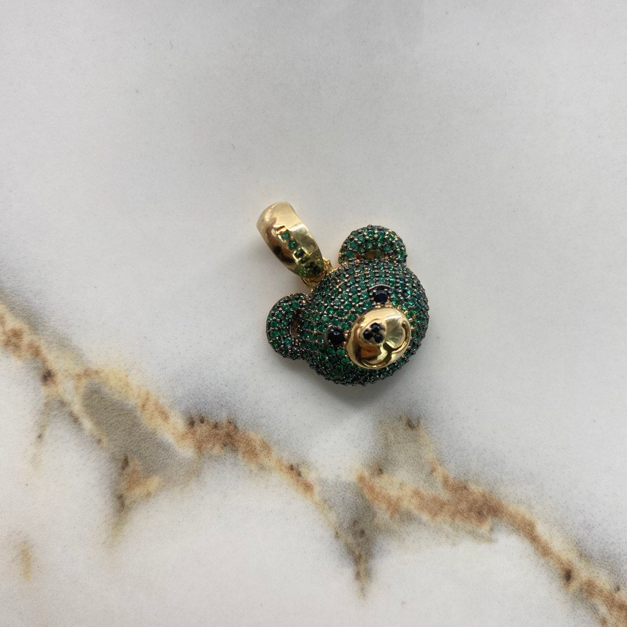 Pendant Bear 5.75gr / 2.5cm / Face Green Black Zircons Yellow Gold $
