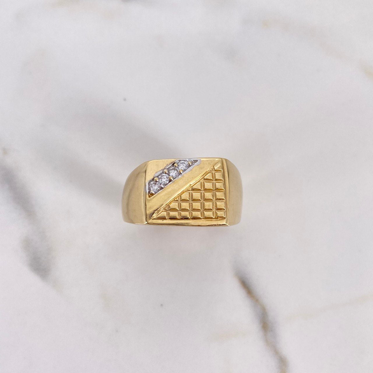 Seal Ring 8.5gr / T10 / White Zircons Yellow Gold $