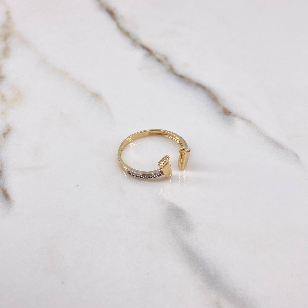 Ring Feet 1.8gr / Size 7 1/2 / White Zircons Two-tone Yellow and White Gold $