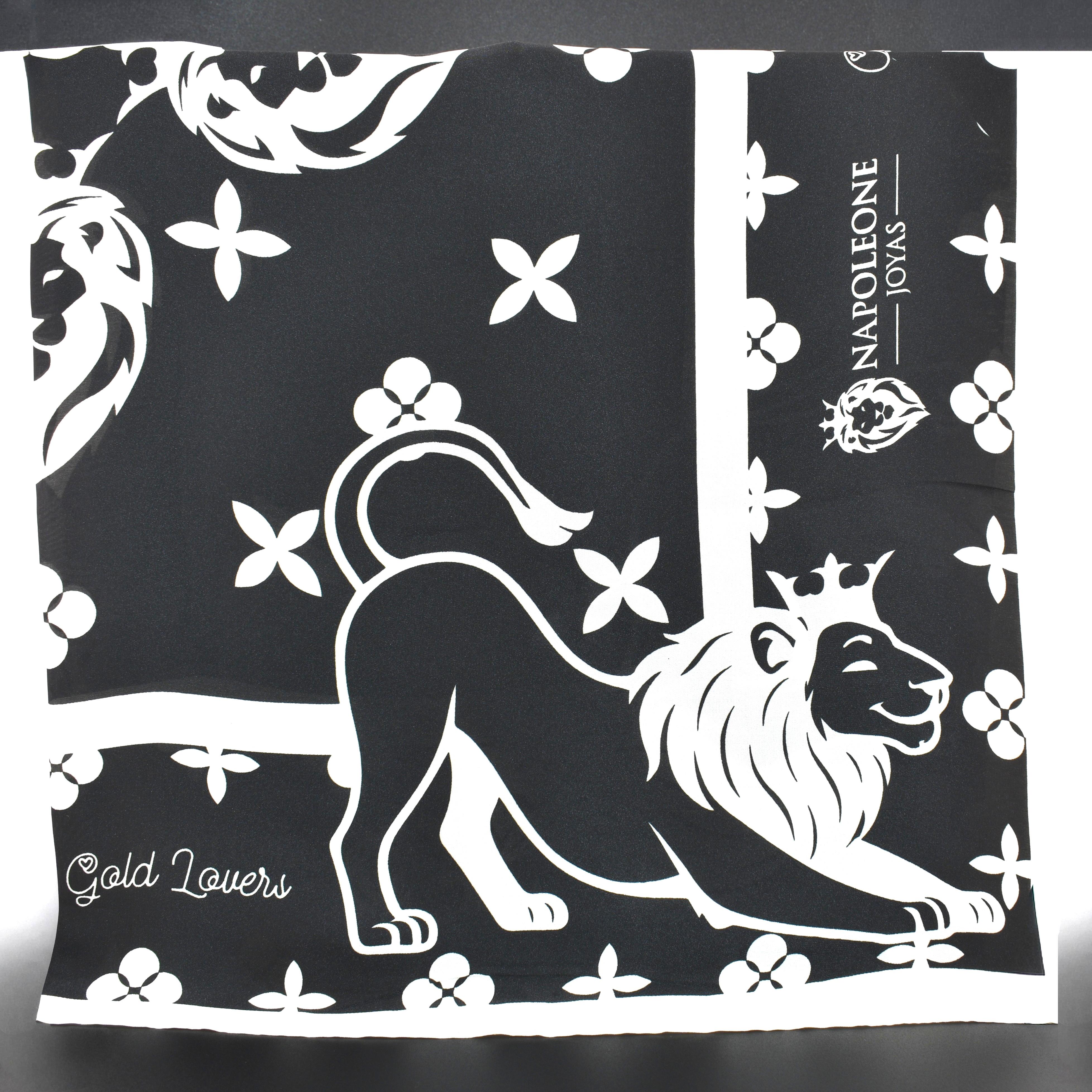 Gold Lovers Scarf – White Lions