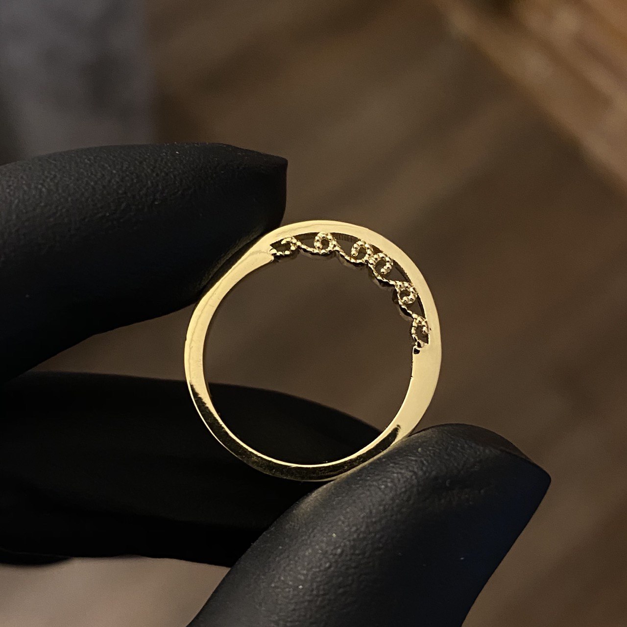 Solitaire rings wedding rings by Custom Made to Order 16gr