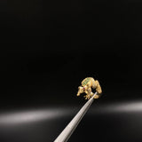 Frog Ring 7gr / T7 White Green Fuchsia Zircons Yellow Gold &