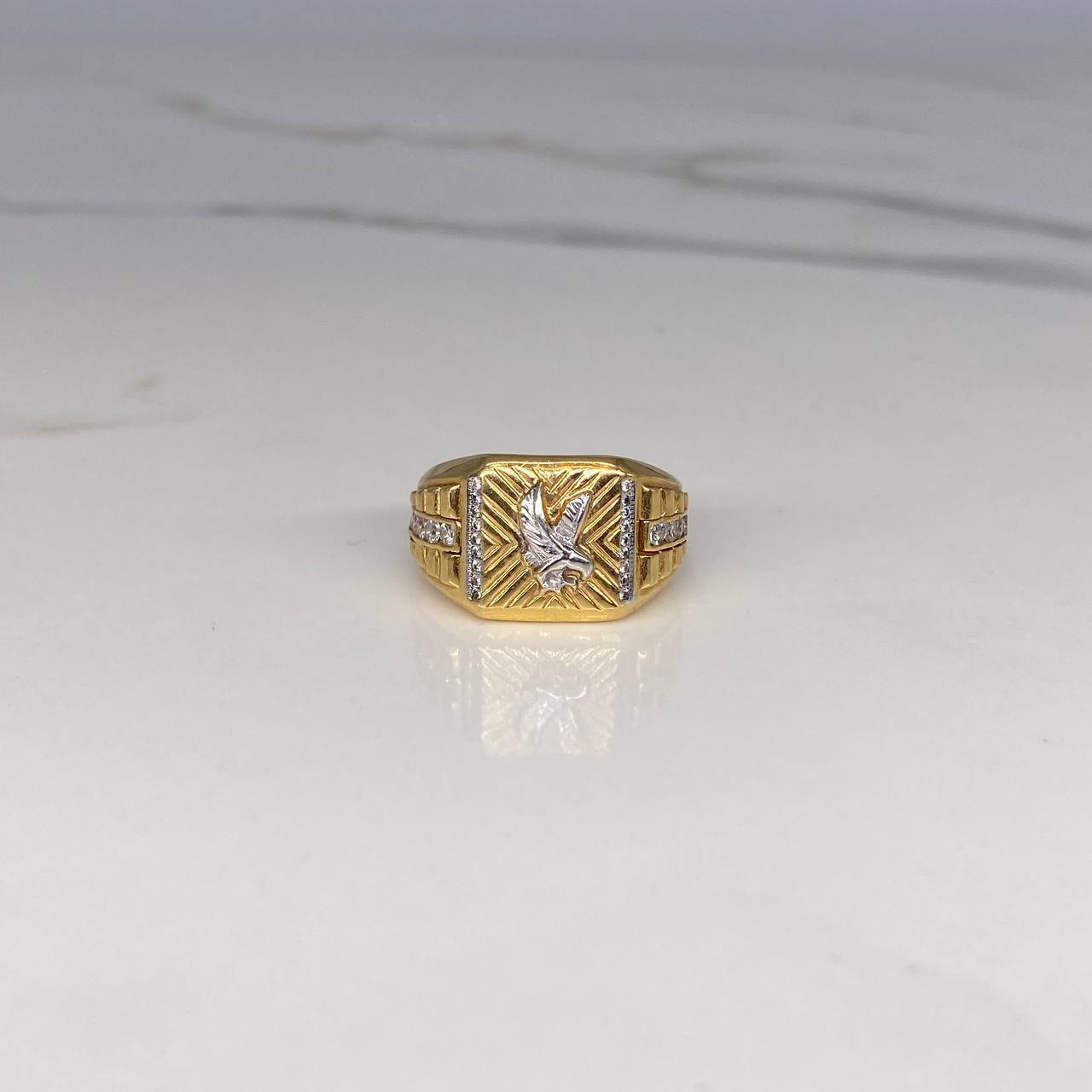 Eagle Signet Ring 10.55gr / Size 10 White Zircons Two Yellow and White Golds$
