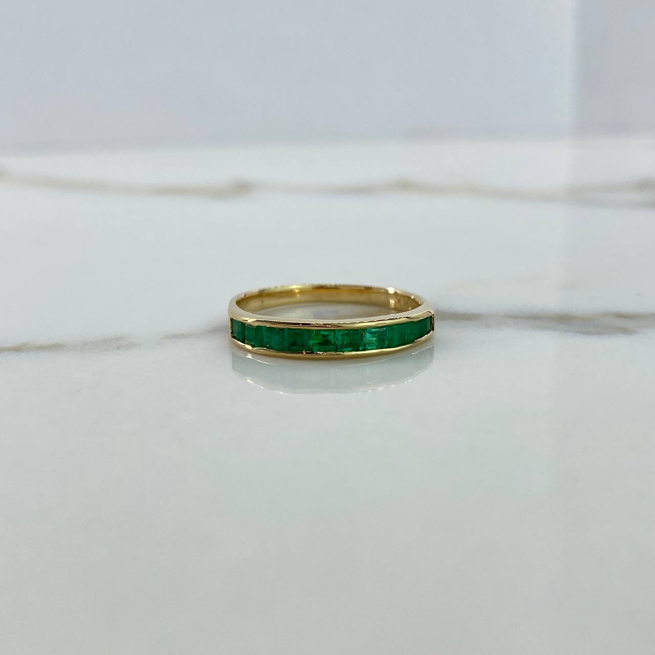 Ring Band 2.5gr / Size 8 / Solitaire 1 Ct Emerald Yellow Gold (Jewel)$