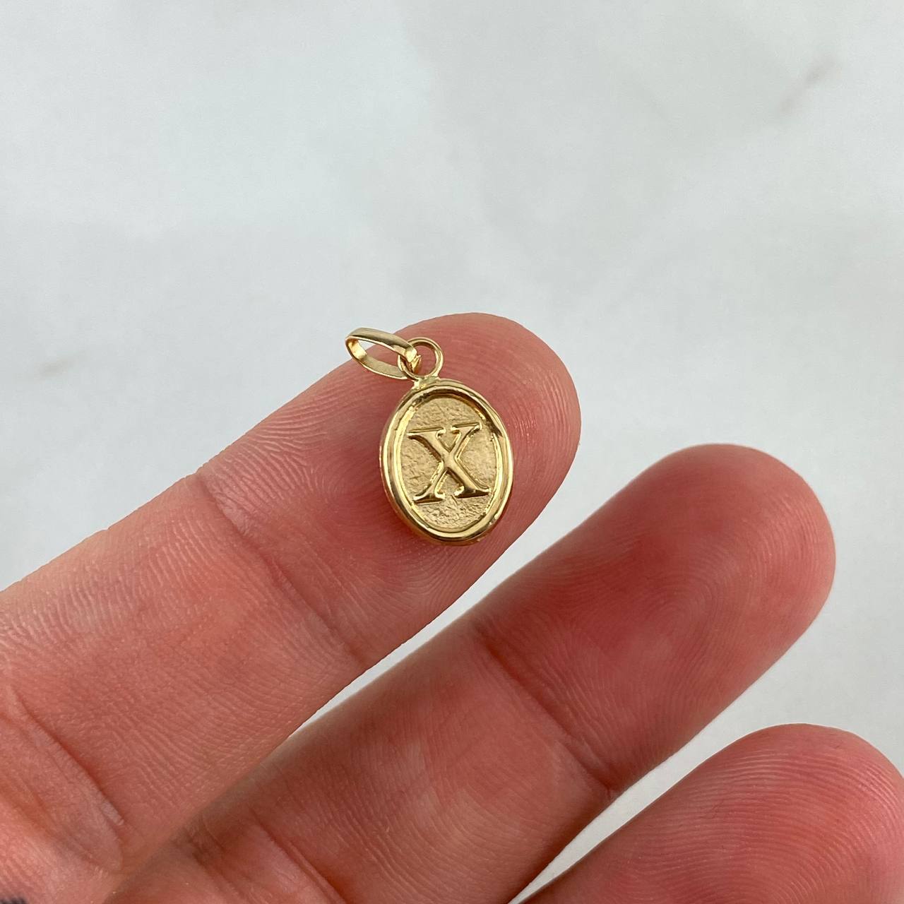 Pendant Letter X 0.5gr / 1.8cm / Stamped Yellow Gold