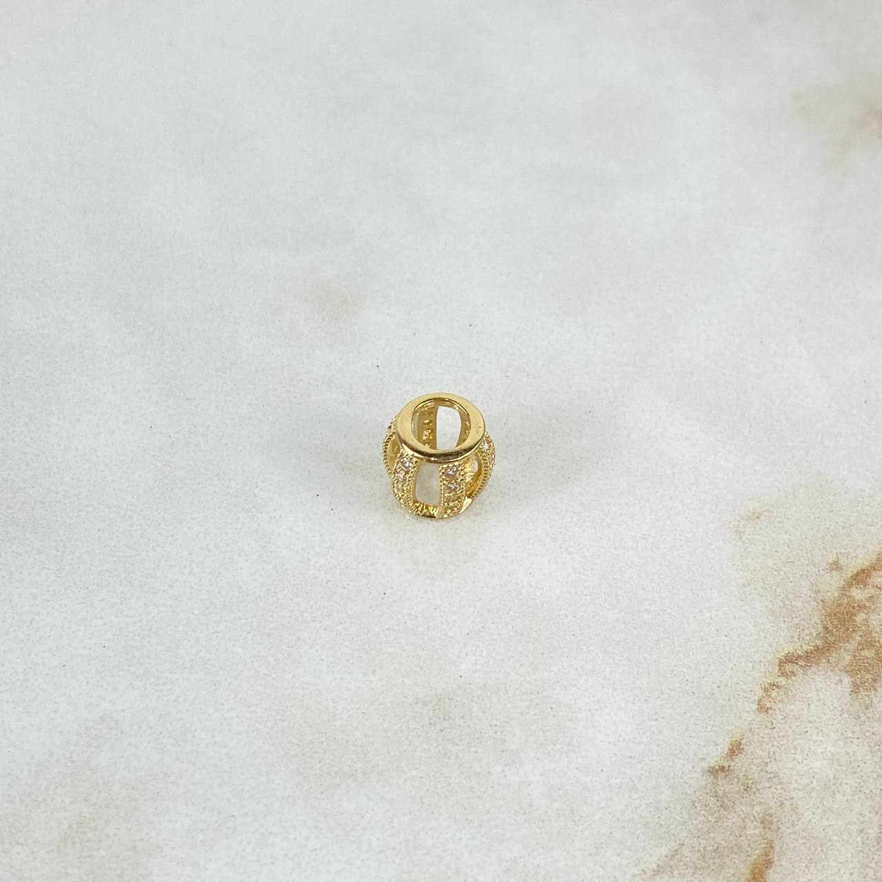 Charm Oval Basteado 0.85gr / 0.7cm / 7mm White Zircons Yellow Gold ©