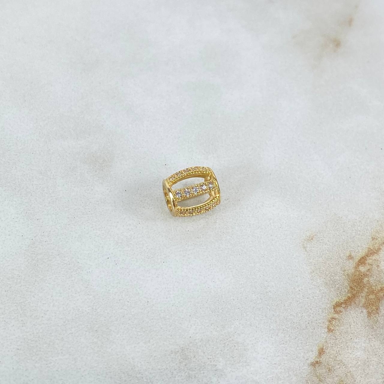 Charm Oval Basteado 0.85gr / 0.7cm / 7mm White Zircons Yellow Gold ©