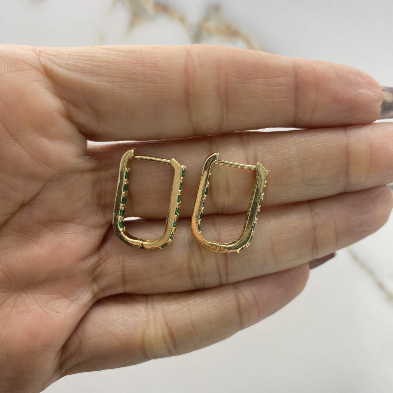 Hoop Earrings Double Horseshoe 4.85gr / 2cm / Emerald 1.50Qts Yellow Gold (Jewelry Offer) $