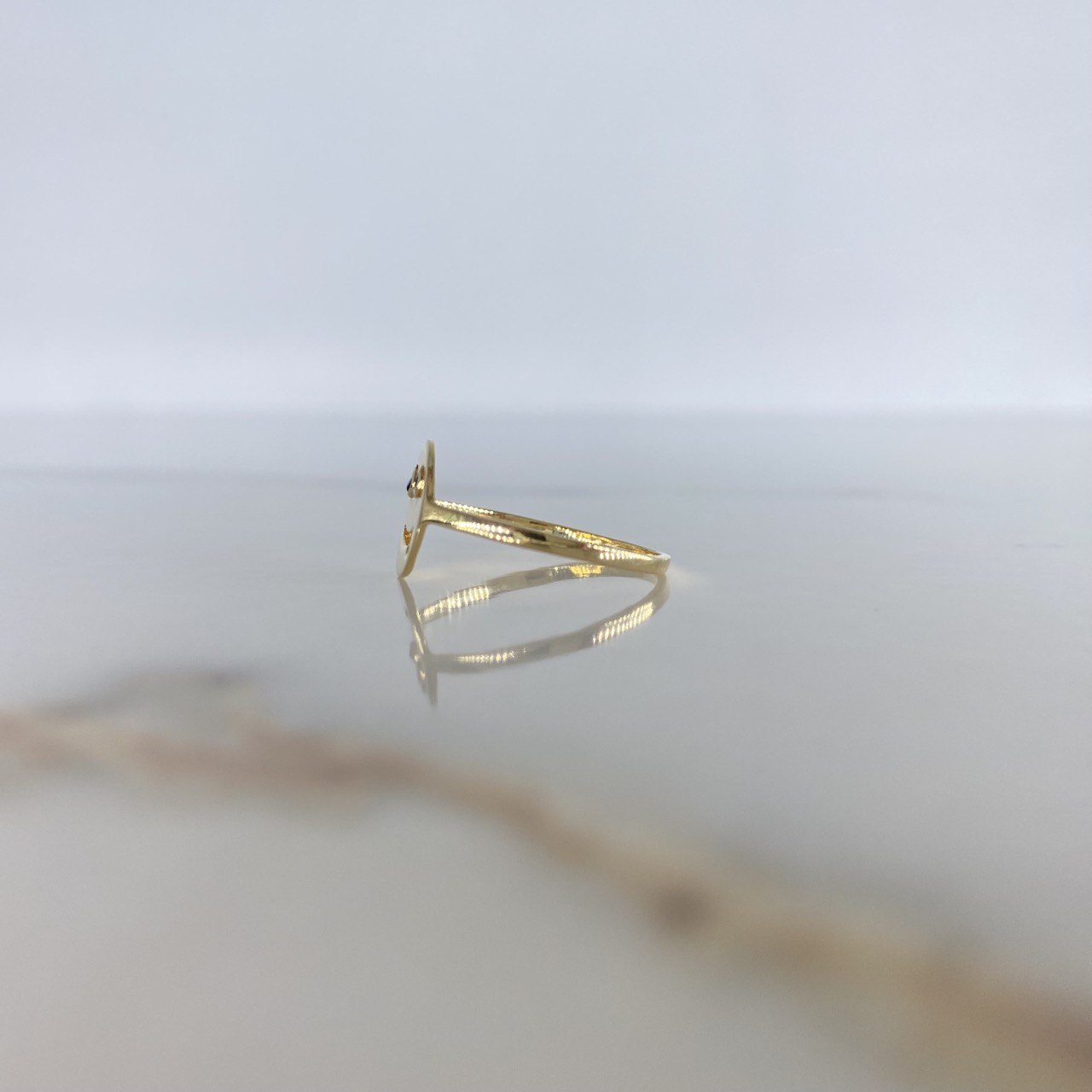 Emoji Ring 1.45gr / T8 1/2 / Black Zircons Yellow Gold &