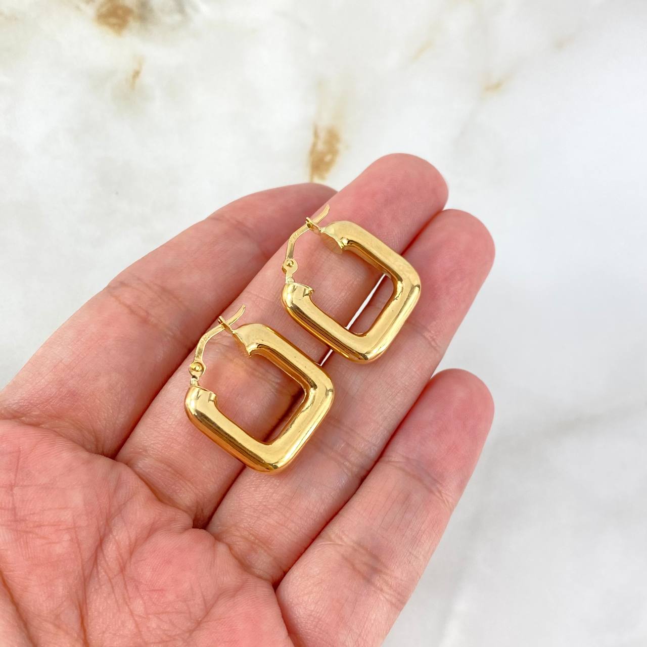 Hoop Earrings Elvi 2.75gr / 2.2cm / Grid-patterned Polished Yellow Gold ©