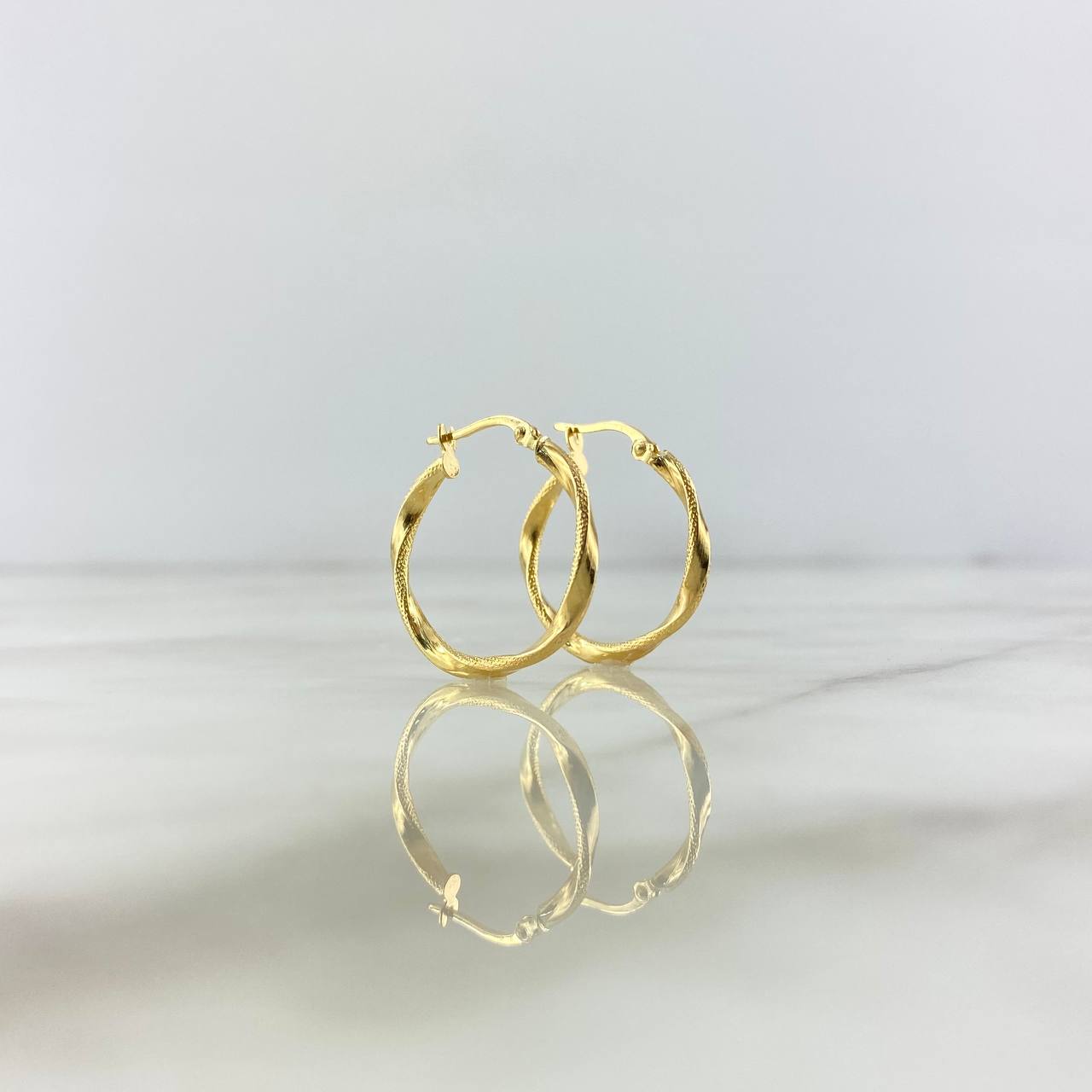 Candongas Asby 1.4gr / 1in / Oro Amarillo 18K *