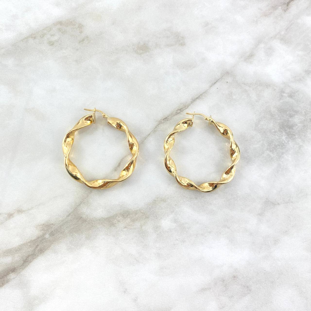 Hoop Earrings Isa 7.7gr / 4.4cm / Braided Yellow Gold
