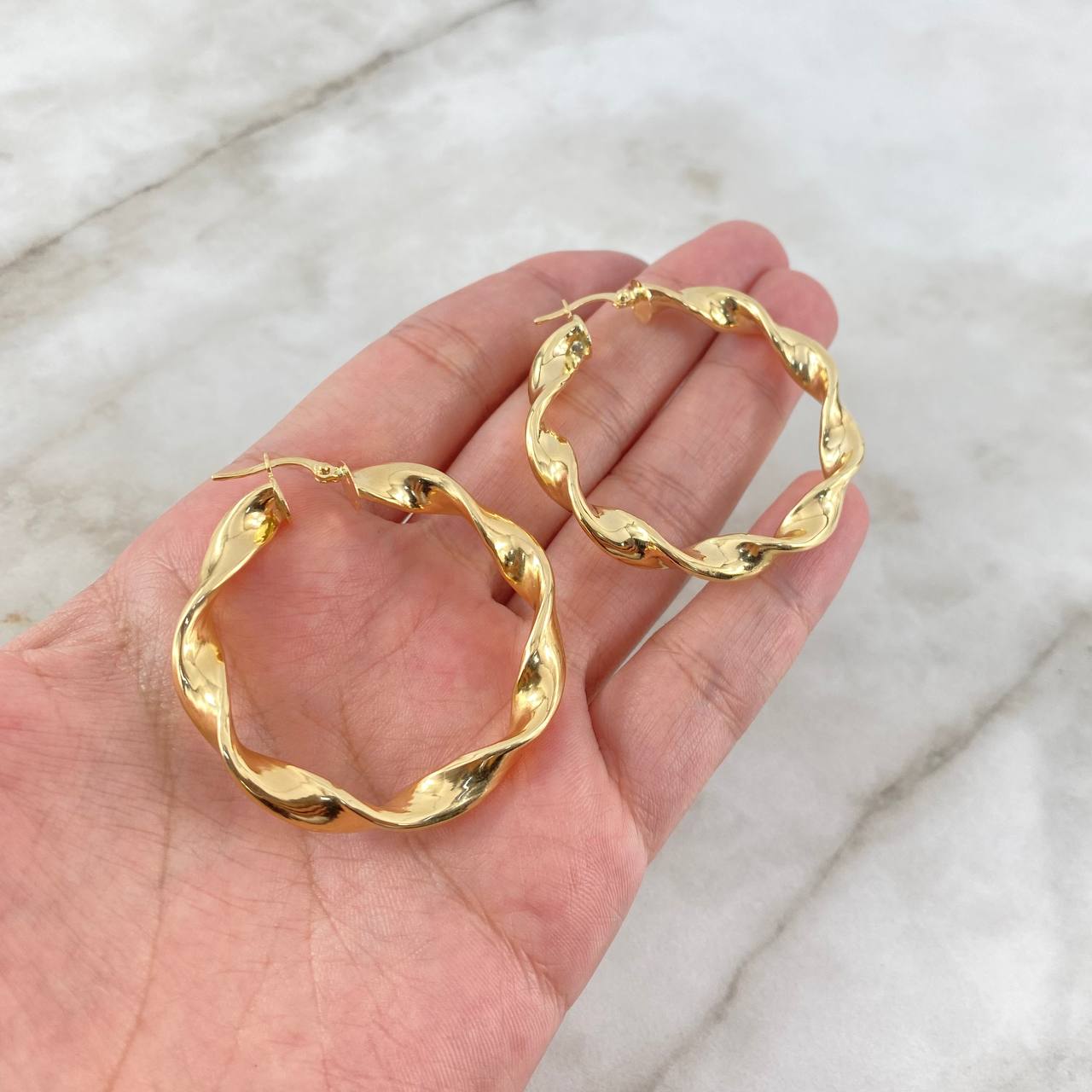 Hoop Earrings Isa 7.7gr / 4.4cm / Braided Yellow Gold