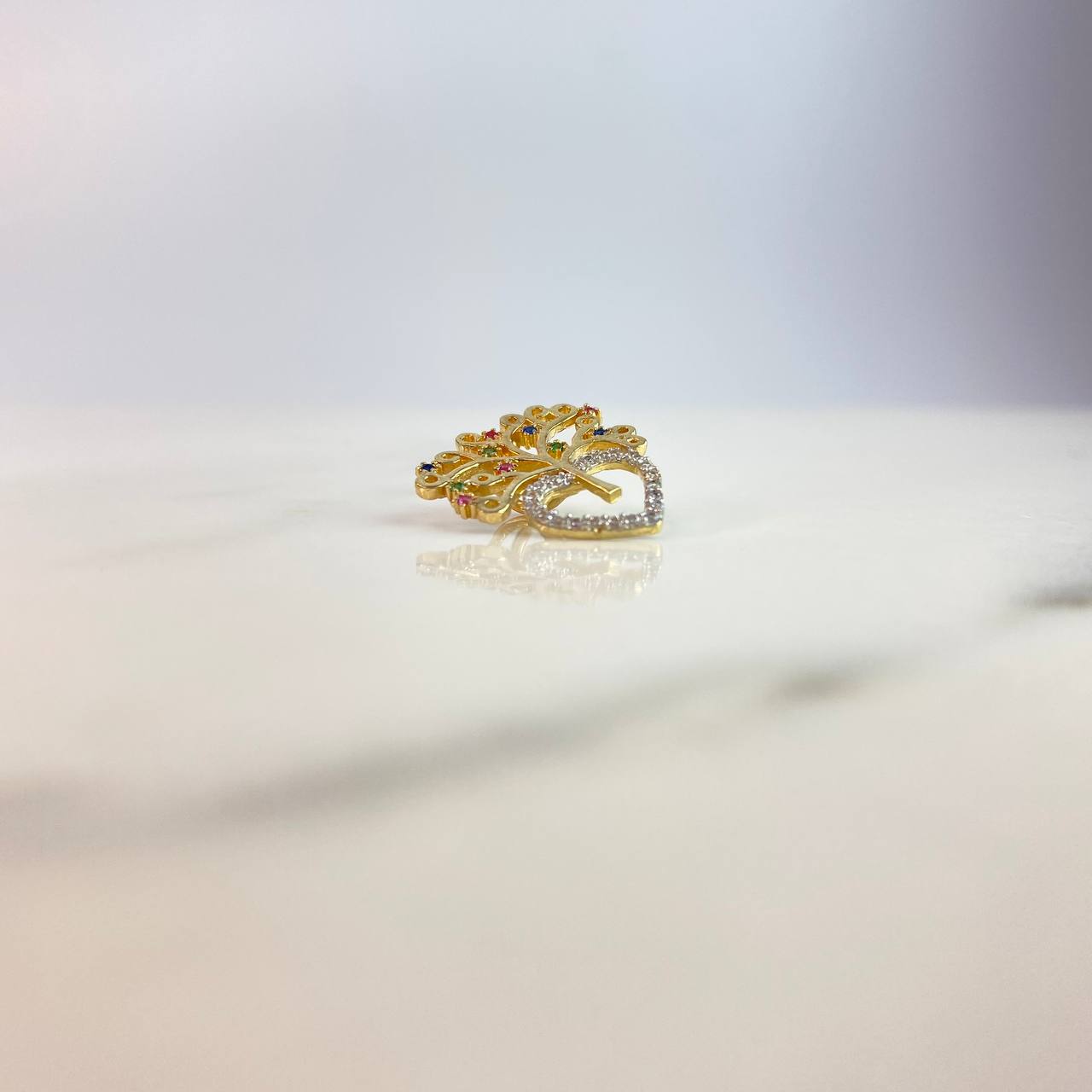 Pendant Heart Tree 2gr / 1.7cm / White Fuchsia Green Blue Zircons Yellow Gold $