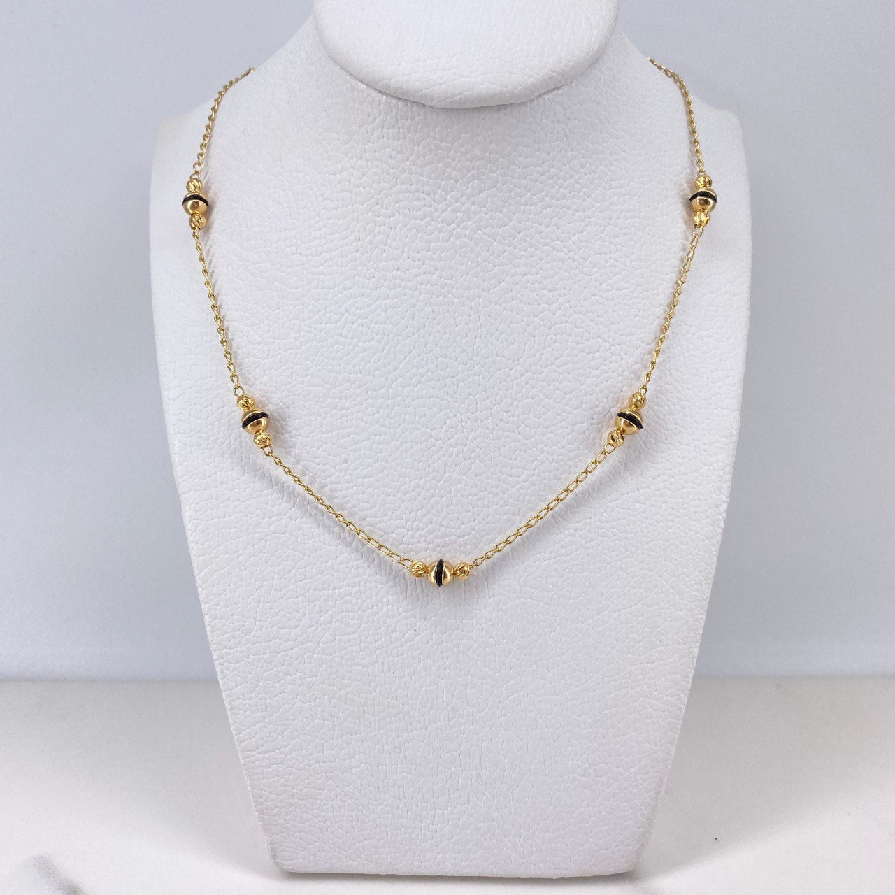 Espiga Chain 5.9gr / 45cm / 2.5mm-4mm Beads Diamond Cut Polished Black Rubber Yellow Gold $