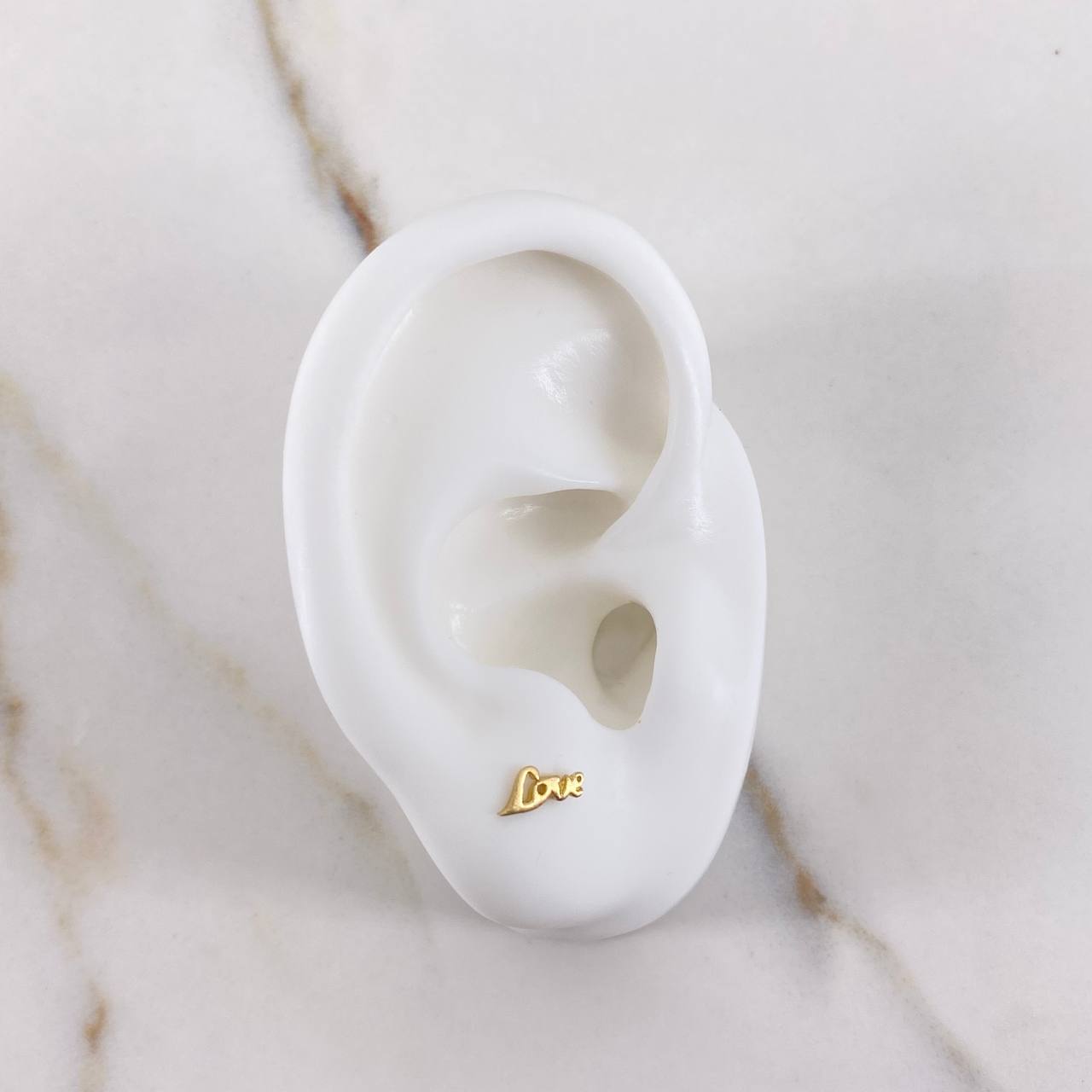 Stud Earrings Love 0.65gr / Yellow Gold &