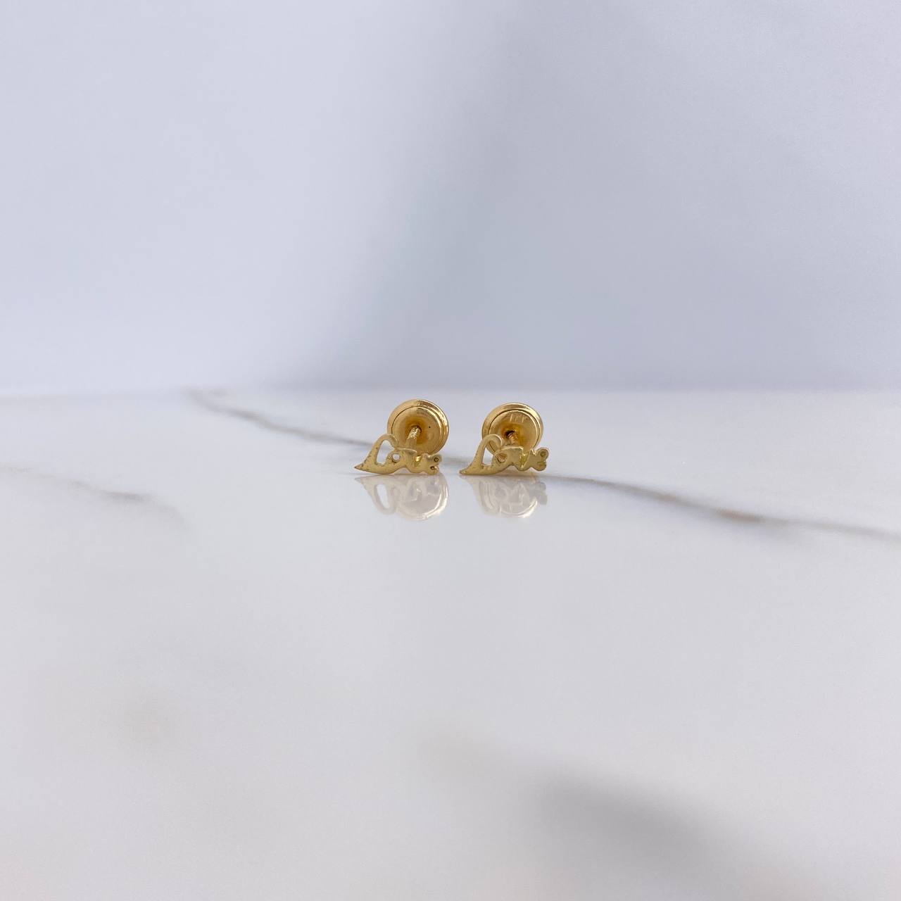 Stud Earrings Love 0.65gr / Yellow Gold &