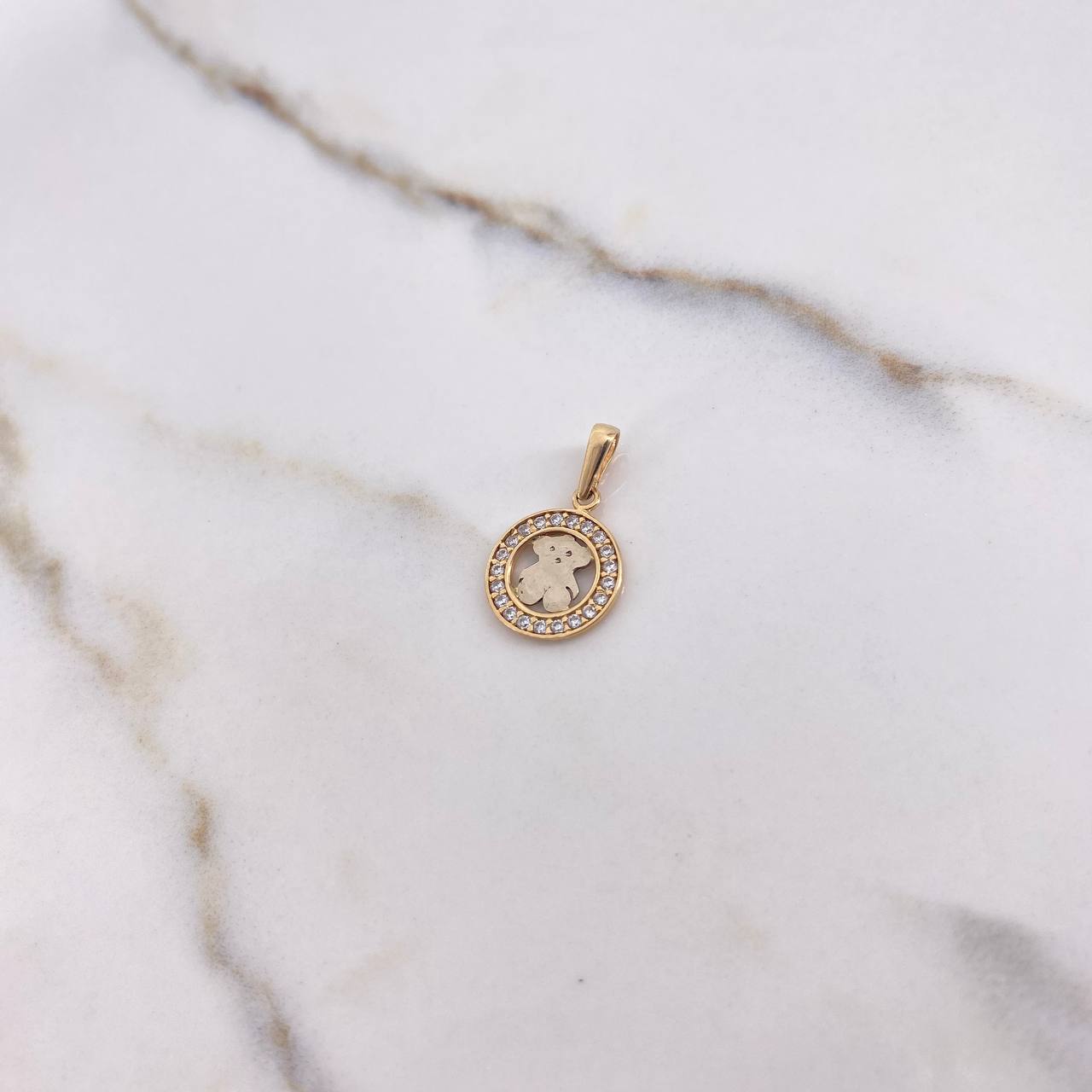 Pendant Bear Ts 1.15gr / 1.7cm / White Zircon Medallion Two Yellow and White Gold $