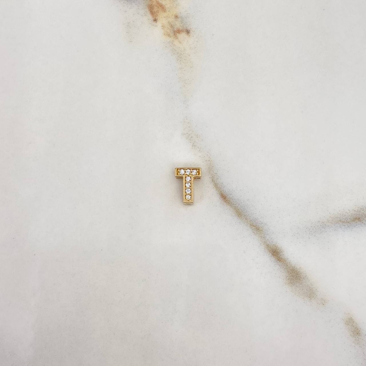 Pendant Letter T 0.45gr / 0.7cm / 3D White Zircons Yellow Gold $