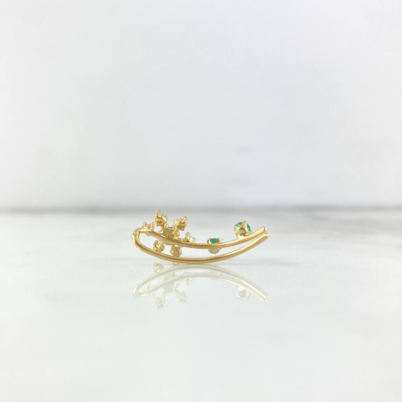 Piercing Earcuff Simulator 1.15gr / 2.2cm / Snowflake Emeralds 20 Pts White Diamonds 12 Pts Yellow Gold (Jewel) *