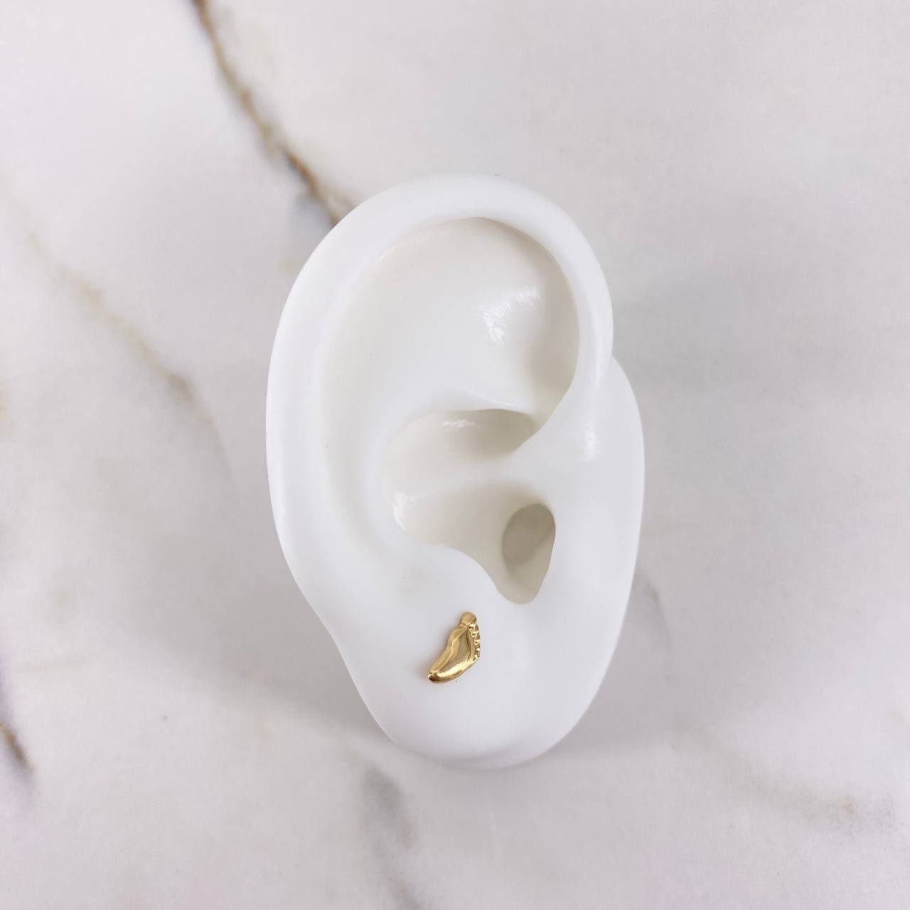 Stud Earrings Dots 0.6gr / Smooth Yellow Gold &