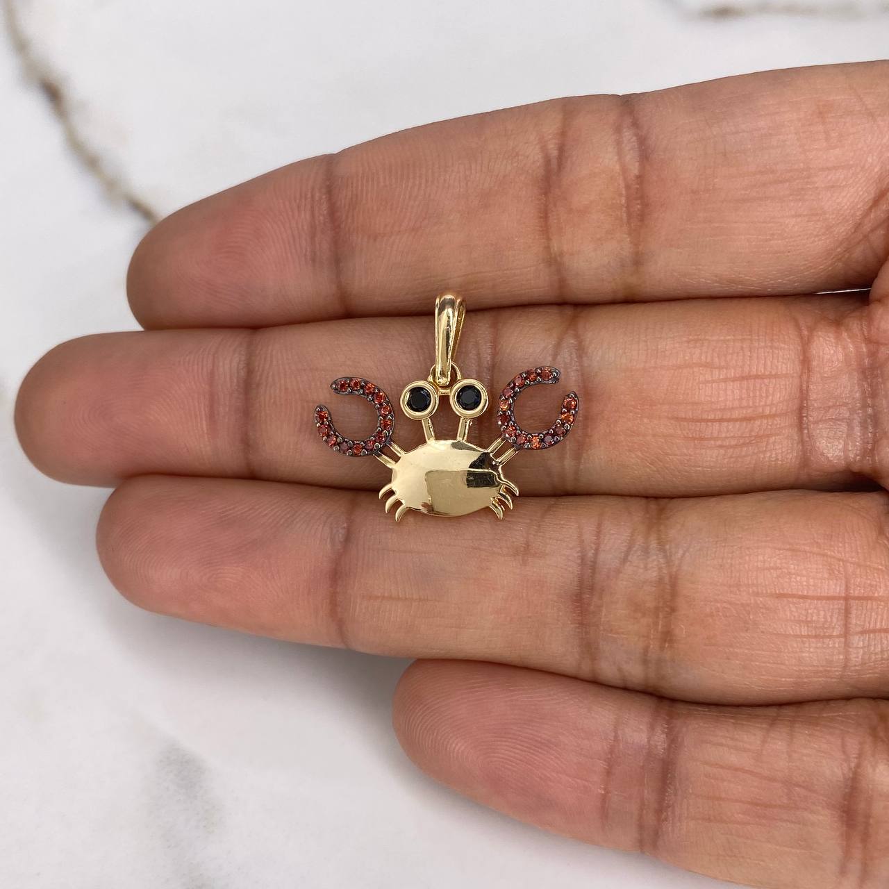 Pendant Crab 2.05gr / 2cm / Amber Black Zircons Yellow Gold $