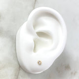 Stud Earrings Bezel 0.6gr / 4mm White Zircon 18K Yellow Gold