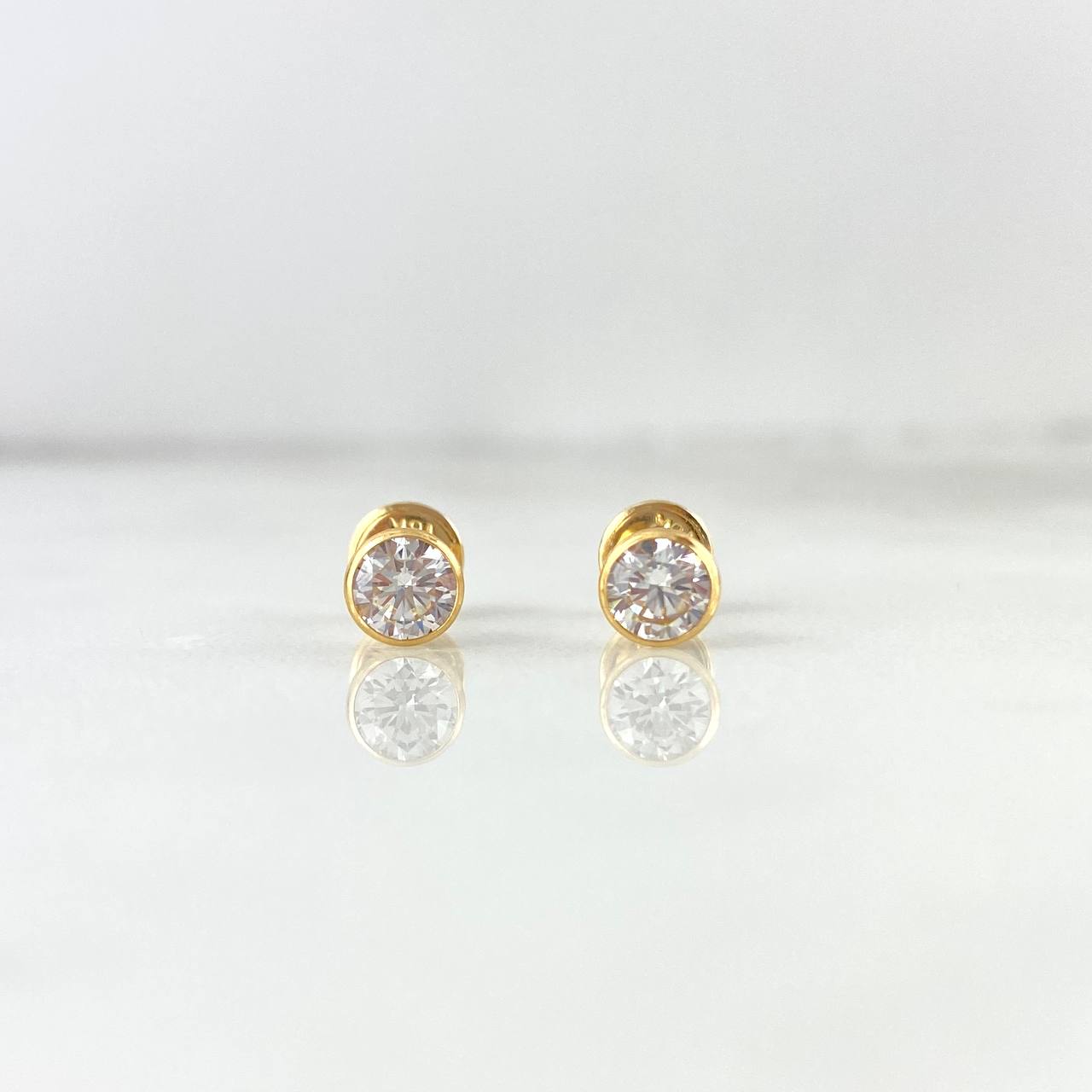 Stud Earrings Bezel 0.8gr / 5mm White Zircon Yellow Gold 18K