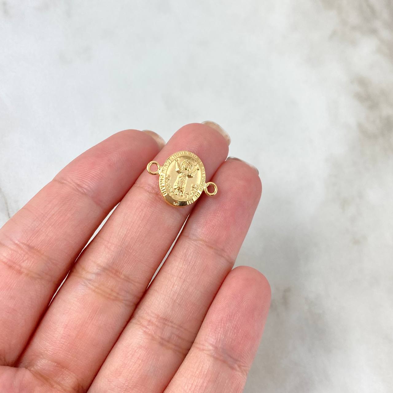 Herraje Divino Niño 0.65gr / 1.7cm / Oro Amarillo